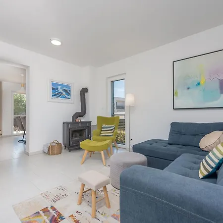 Kristina Zadarvillas Zaton (Zadar)