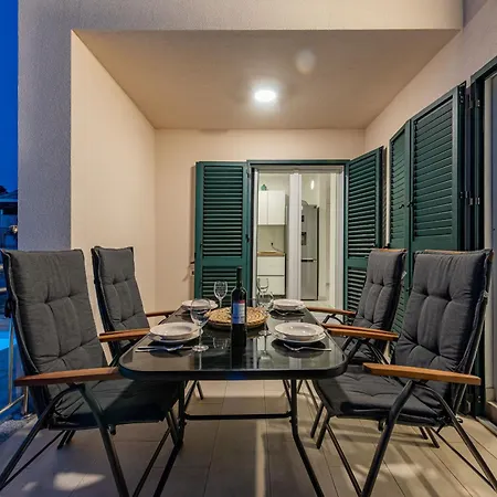 Kristina Zadarvillas Villa *